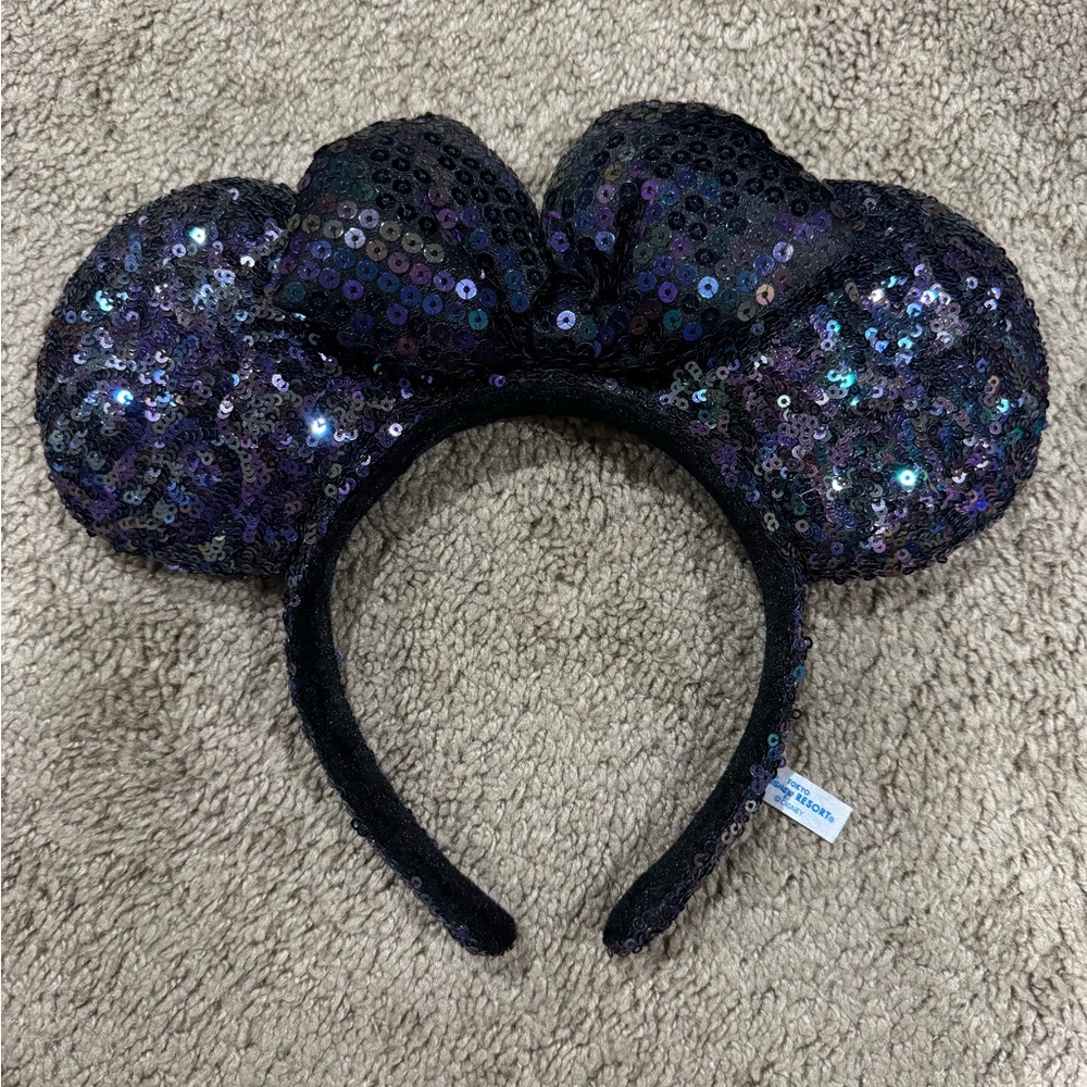 Tokyo Disney Oil Slick Sequin Minnie Ears